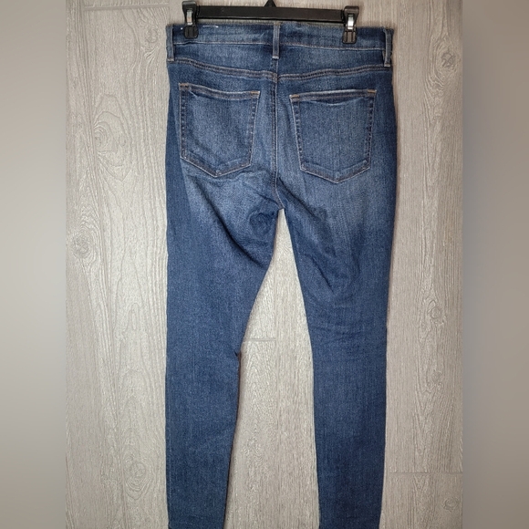 Loft distressed skinny jeans. Size 28/6 - Picture 3 of 5
